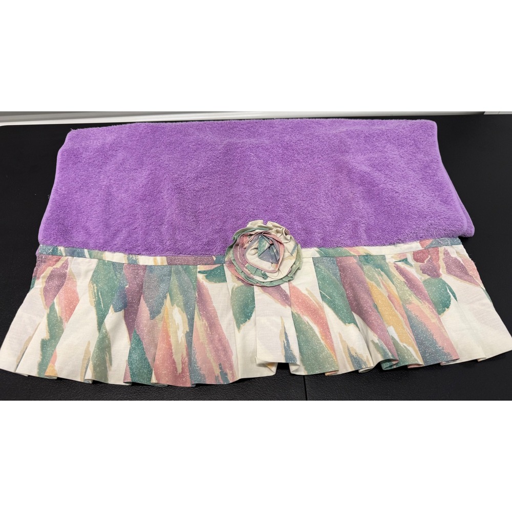 Vintage 90s Royal Court Fieldcrest Mills Purple Cotton Towel Ruffle Flower Rose